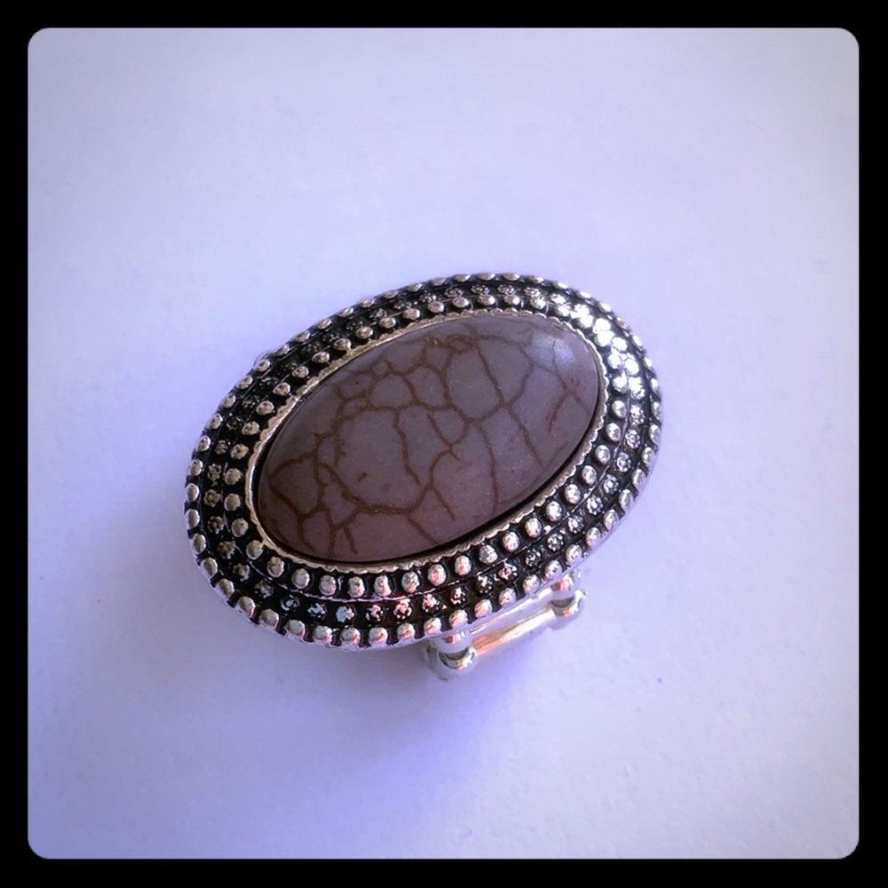 Statement Ring w/ Grey Stone
